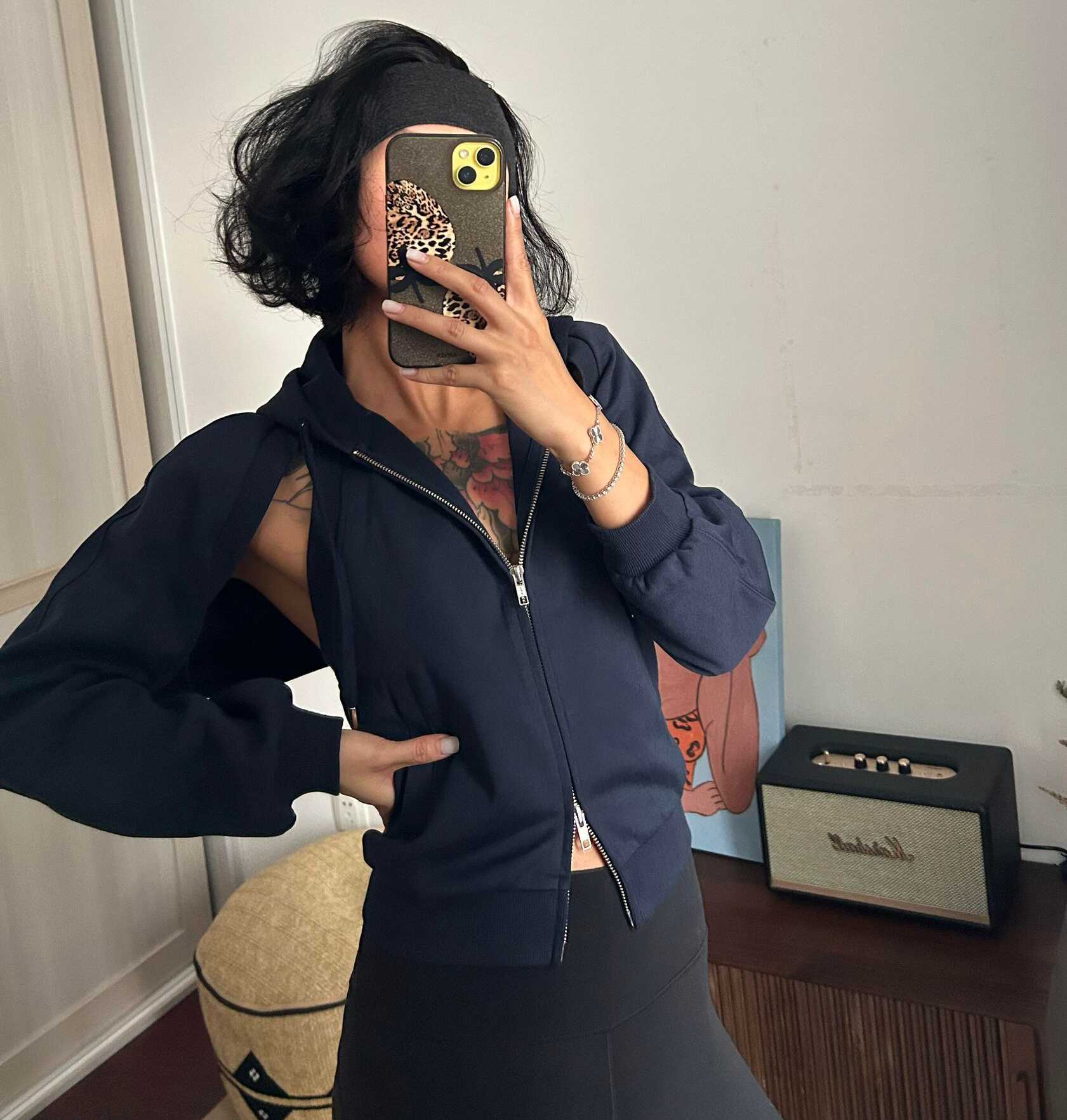 花灰白色连帽两穿拉链秋新卫衣