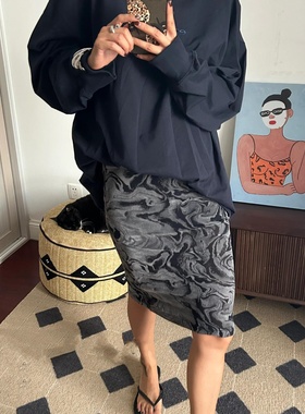 ECHOADE自带优雅 腰头牛筋设计绒感花纹肌理 极简轻薄显瘦半身裙