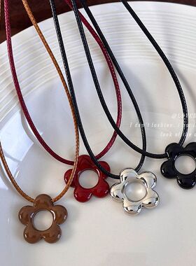 韩系时髦百搭花朵蜡绳项链女2026新款脖颈链小众设计锁骨链卫衣链