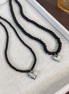 新款嘻哈风格饰品黑色玻璃珠串珠银色爱心吊坠项链锁骨链短款项饰