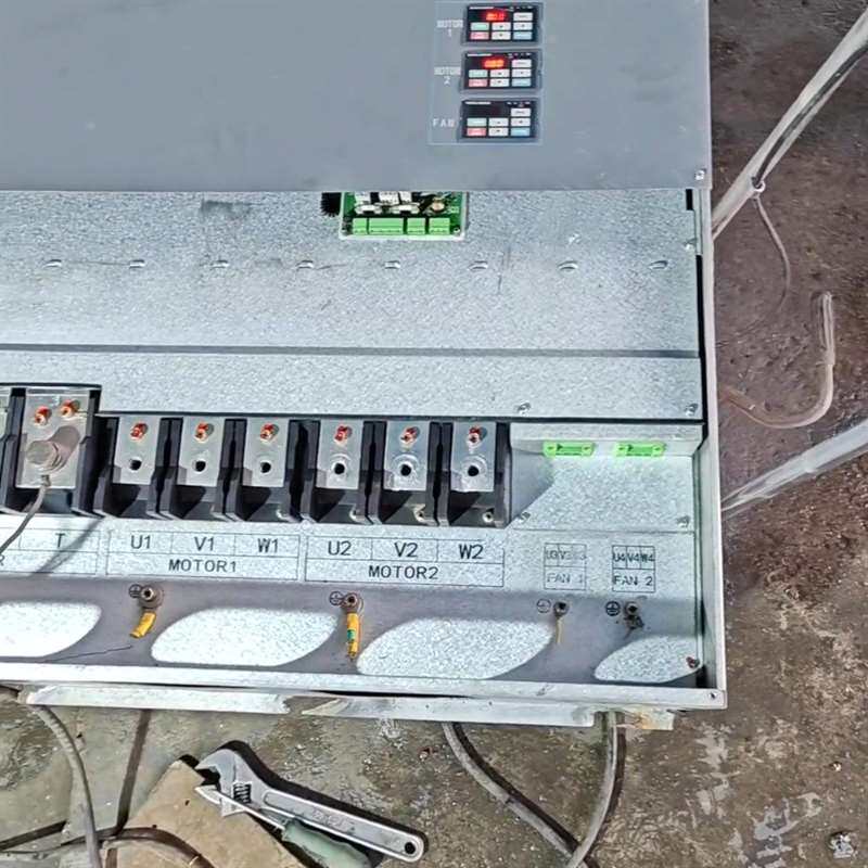 议价众辰变频器XLTP600T-220KY-4适用