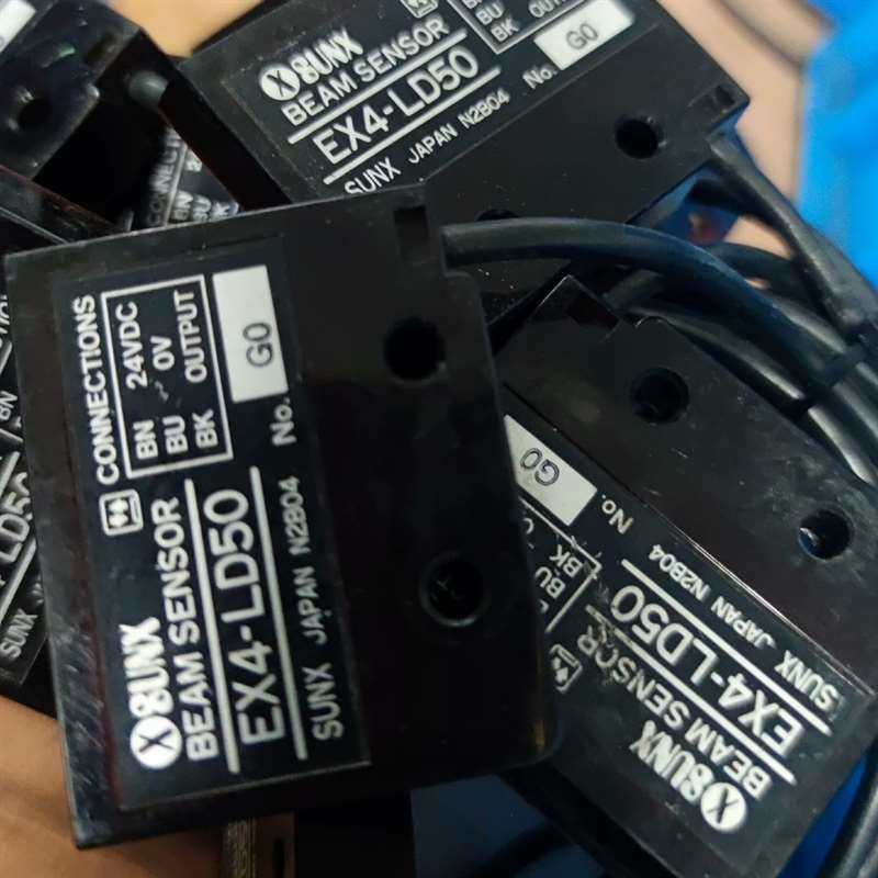 议价神视光电传感器放大器内置限定反射适用,电子元器件市场,其它元器件,淘宝优惠券,粉丝福利购,淘宝优惠卷