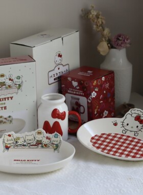 HELLOKITTY陶瓷厨师凯蒂餐盘面碗