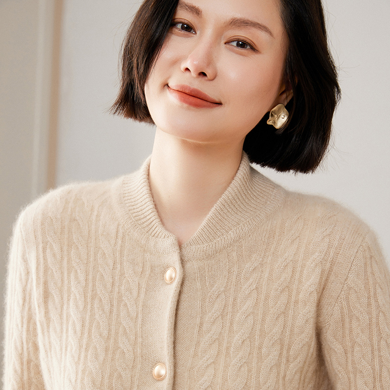 慕琳珊立领加厚山羊绒开衫女毛衣