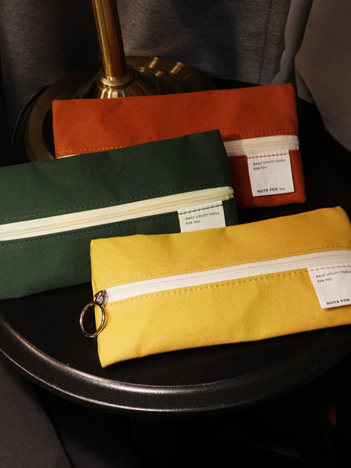 대용량 단색면 단순 학생 여성 남성 필통 기본 인터넷 연예인 필통 복고풍 문학 예술