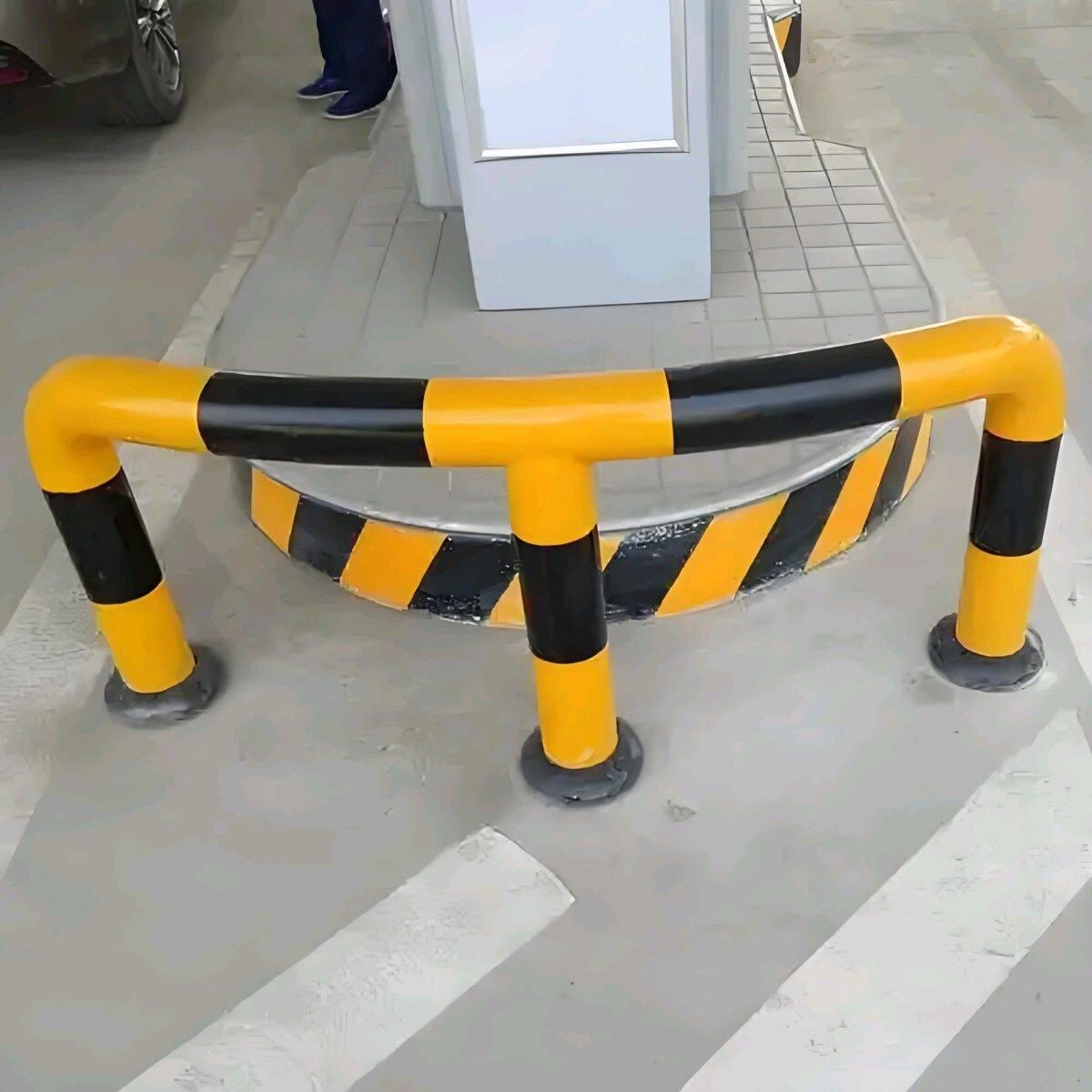 U形防撞护栏消防栓加油站气站防撞钢管围栏车位隔离防护栏警示
