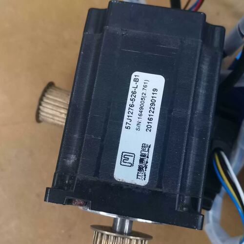 议价步进马达驱动器 3DM783 电机 57J1276-526-L-B1 的实物图