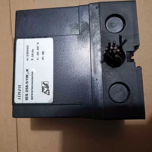 议价IES 258-5/1W..K 8成新 实物图
