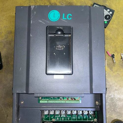 议价拍前：变频器22kw(LCV12-H-4T22G-A)【产品】