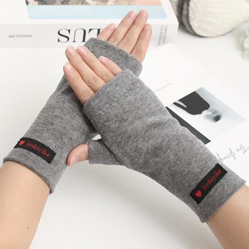 男女士半指手套保暖秋冬季开车骑行羊绒防寒高弹遮疤写字防滑骑车