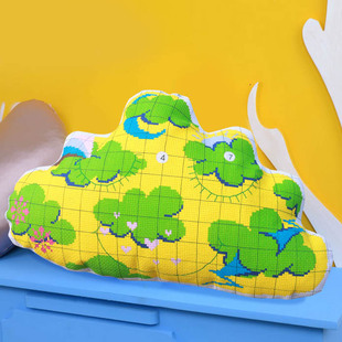 精选凉风十字绣客厅新款创意抱枕靠垫QT2596云朵抱枕儿童房送填充