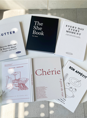 ins白色创意英文封面笔记本博主家居杂志装饰摆拍拍照道具日记事