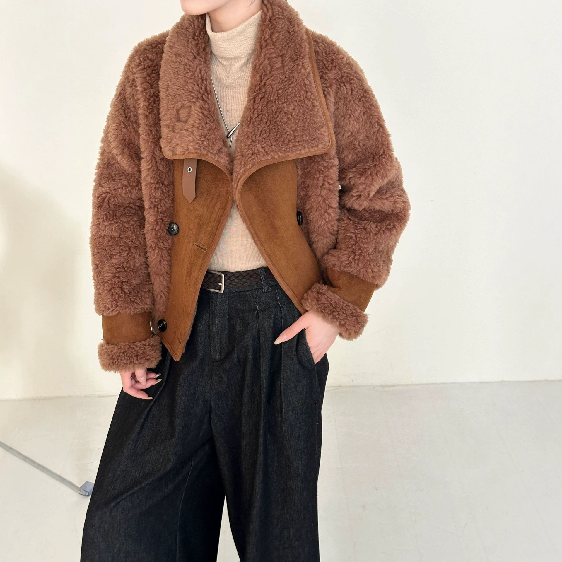 桐宝全羊毛颗粒绒立领双排四粒扣斜口袋女皮草外套皮毛一体麂皮绒