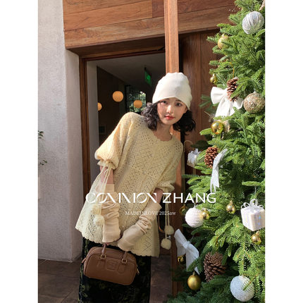 桐宝CZ ZHANG圣诞款红色羊毛针织开衫女甜美氛围感毛球绑带毛衣