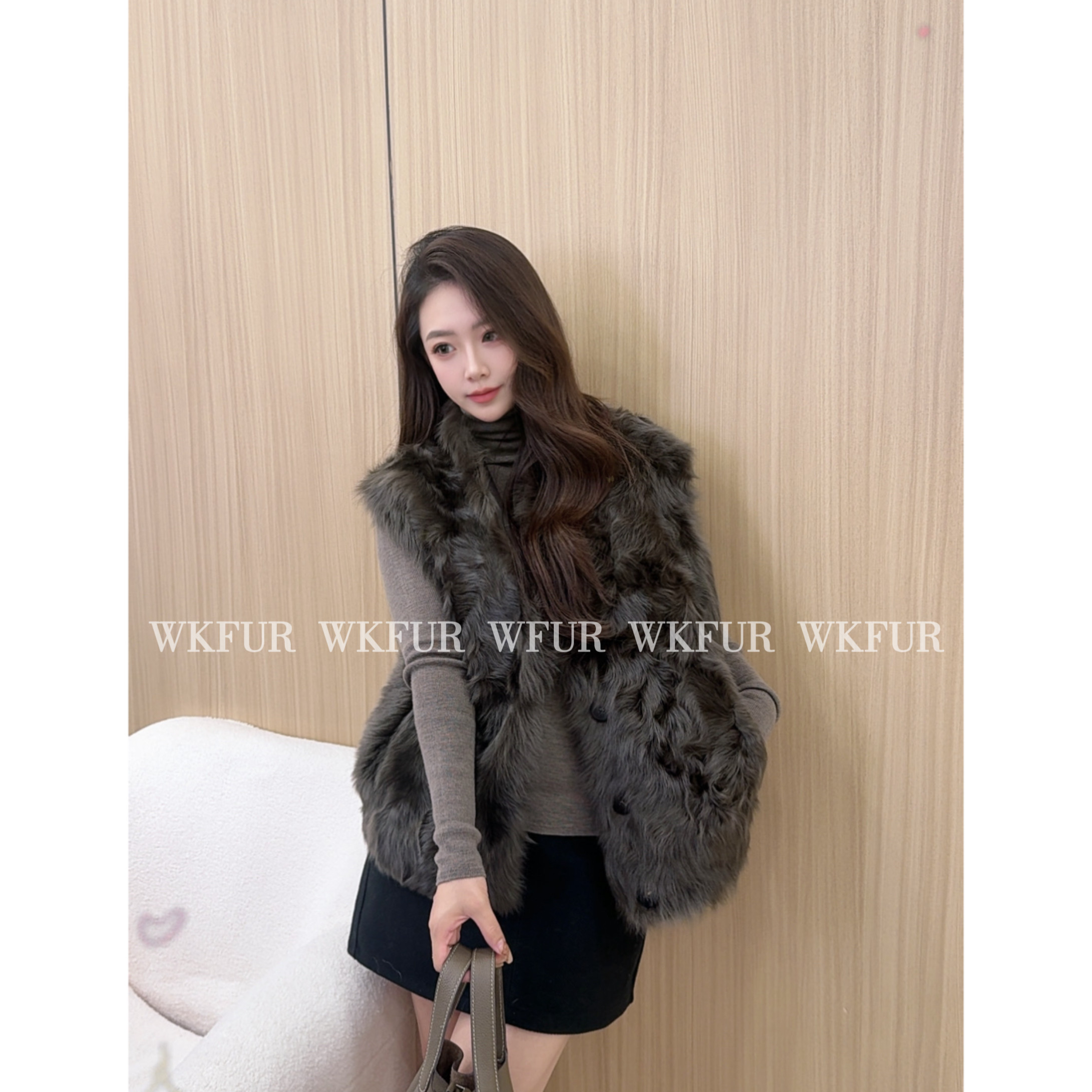 【WK】“浅雪山茶”高端线小湖羊马甲0压感双面穿皮草外套K0911