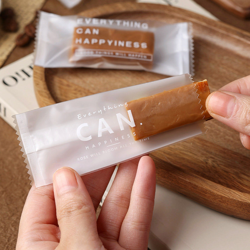太妃糖包装袋2026磨砂英文牛轧糖海盐杏仁咖啡糖机封袋烘焙糖果袋