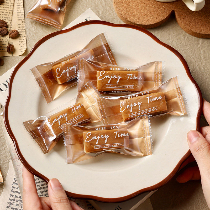 太妃糖包装袋高档加厚金色英文牛轧海盐杏仁咖啡糖机封袋一次性