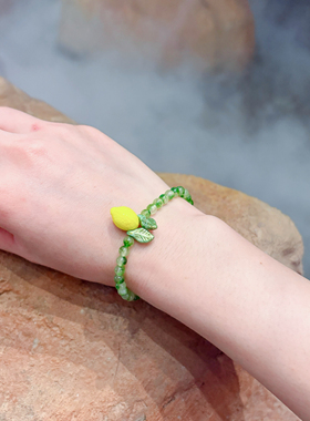 Daydream原创捷克绿色森系手链｜手工手链送礼转运珠天然水晶