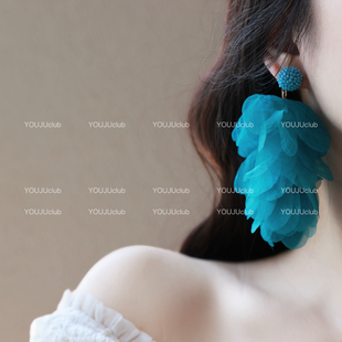 YOUJUclub-风眠~夸张浪漫显脸小雪纺黄色花瓣花朵耳环蚊香盘耳夹