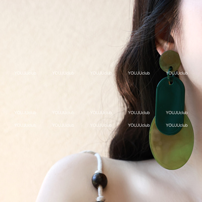 YOUJUclub-一眼艺术生~夸张绿色