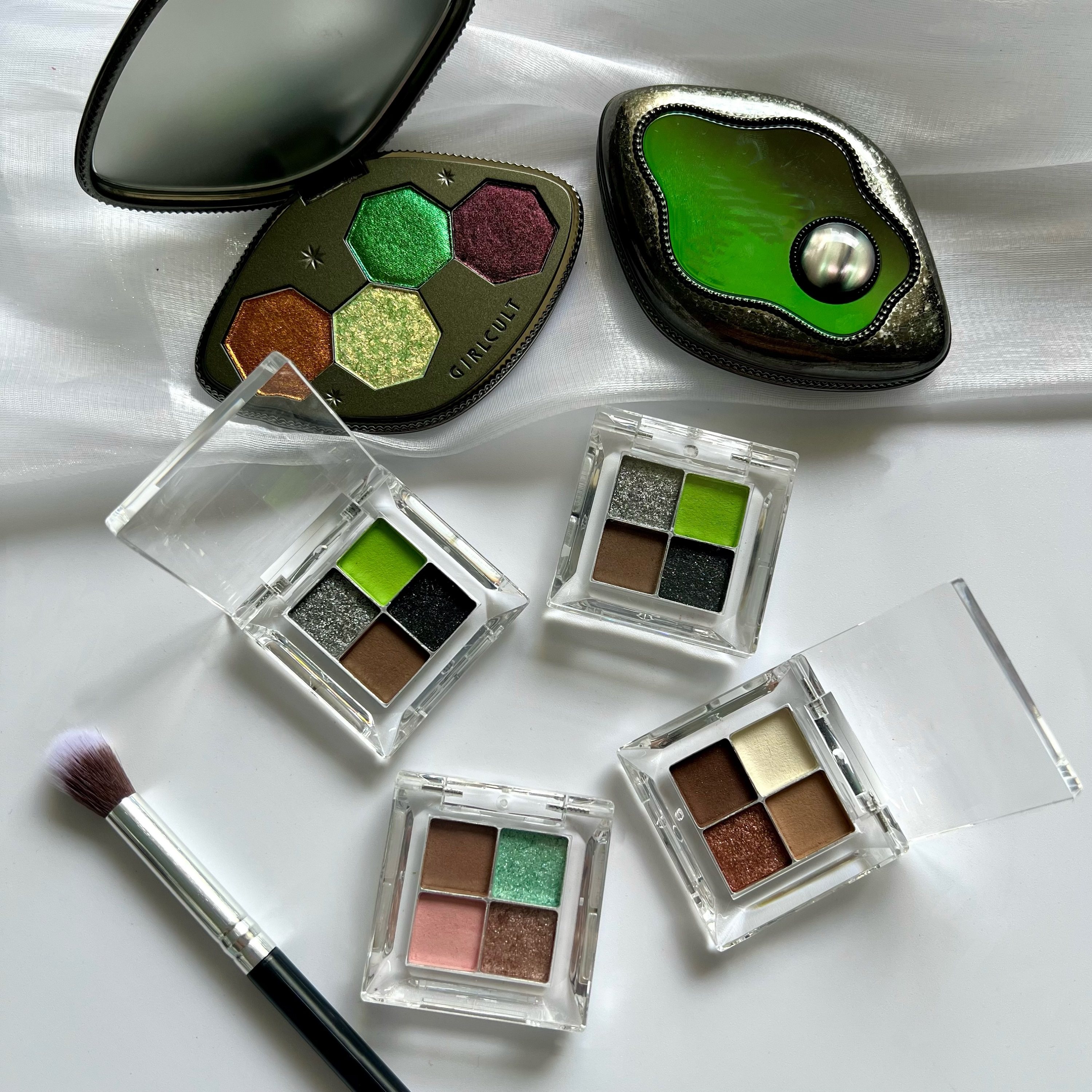 girlcult赛博聊斋幻视四色眼影细闪海市蜃楼沾花惹草试色小样分装