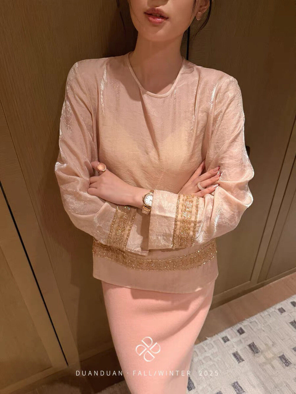 新中式重工钉珠刺绣天丝珠光提花衬衫圆领国风打底上衣马甲内搭,女装/女士精品,真丝上装,淘宝优惠券,粉丝福利购,淘宝优惠卷