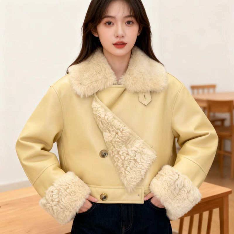 短款黄黄色皮毛一体羊羔绒小香风毛毛外套女款2025秋季新款小个子