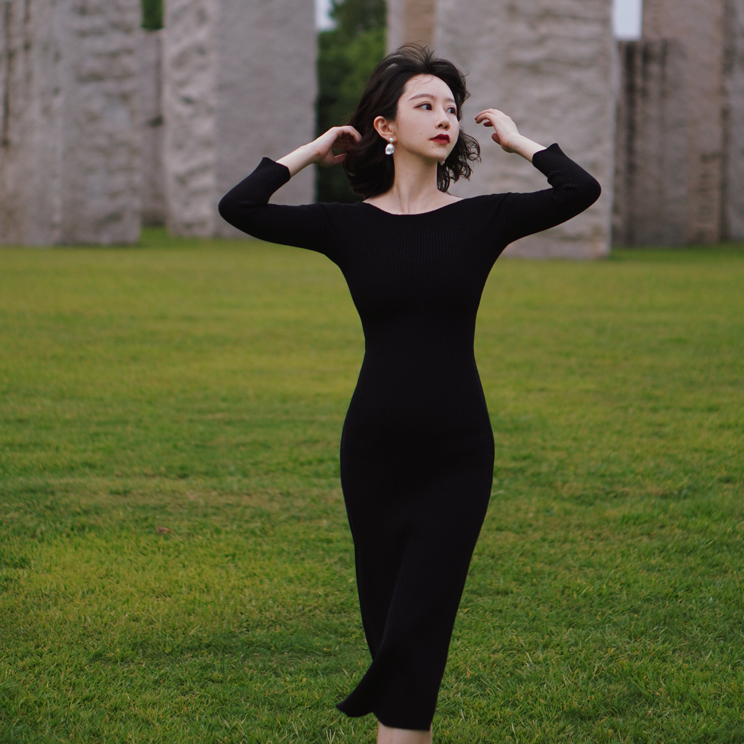 Into Fiction法国女上司黑色羊毛优雅船领鱼尾修身通勤针织连衣裙,女装/女士精品,连衣裙,淘宝优惠券,粉丝福利购,淘宝优惠卷