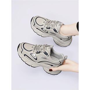 显脚小老爹鞋女款爆款2026新款春秋季百搭超轻便软底休闲运动鞋子