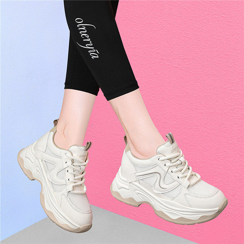 品牌小白鞋女2026新款春季德训鞋厚底轻便旅游运动休闲板鞋子百搭