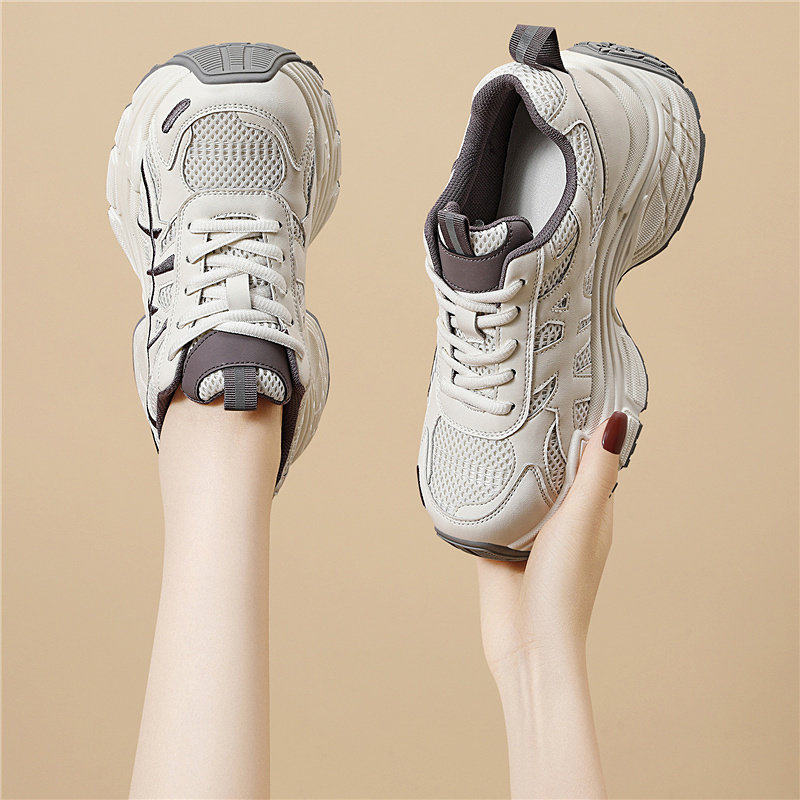厚底老爹鞋女2026春季爆款软底时尚旅游鞋超火轻便缓震运动休闲鞋