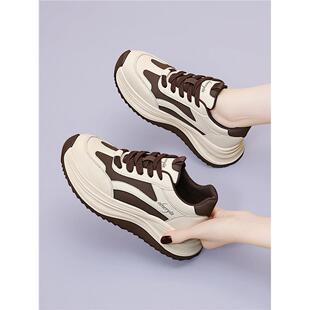 老爹鞋女款2026新款秋季女鞋休闲运动旅游鞋软底轻便中年妈妈鞋子