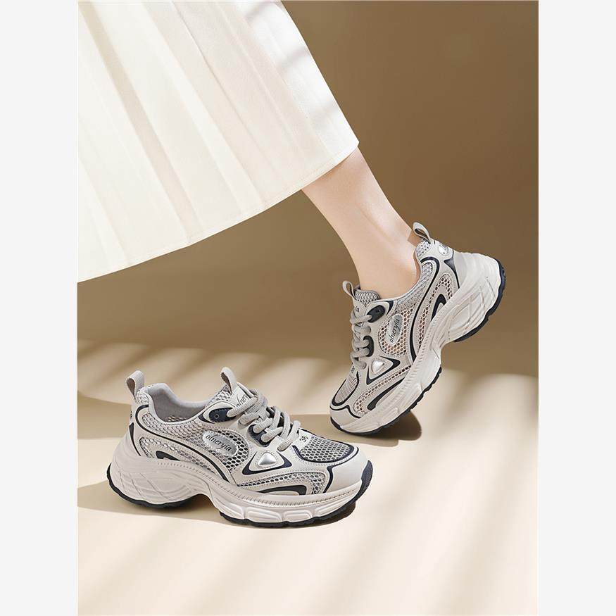 真皮老爹鞋女款网面透气凉鞋2025夏季新款镂空轻便旅游妈妈休闲鞋