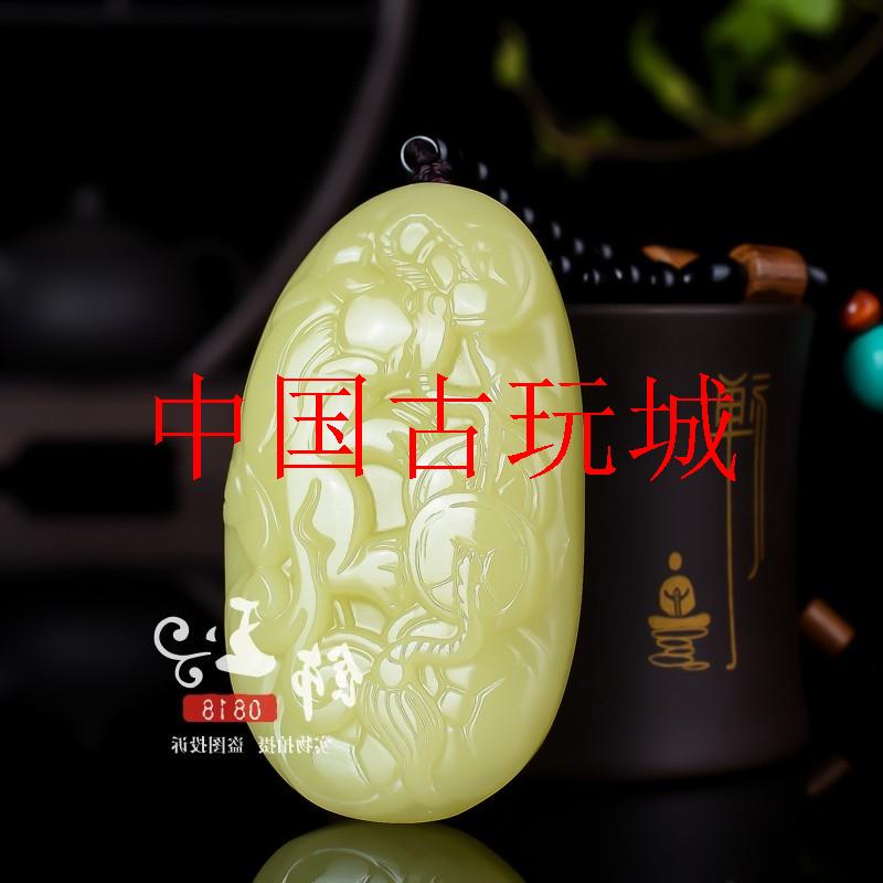 新疆和田玉黄口玉籽料貔貅手把件