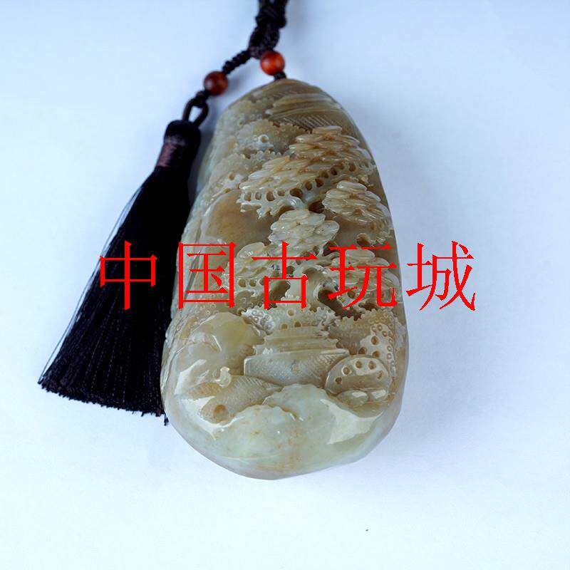 新疆和田玉且末糖料手把件男女款玉石盘玩山水意境无事牌山料挂件