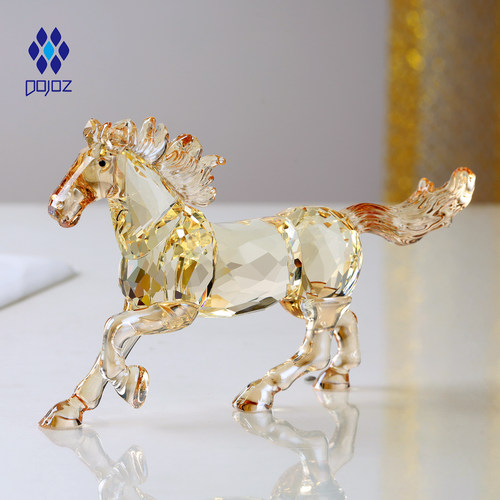 晶莹剔透人造水晶马摆件做工精致