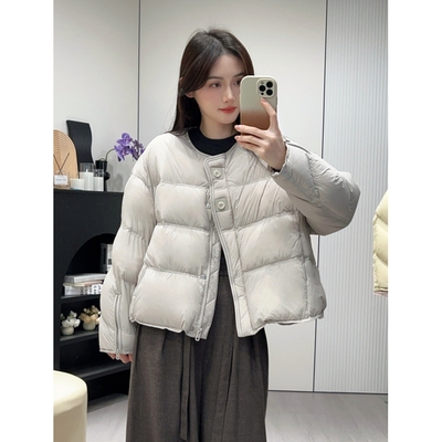 设计感云朵泡芙圆领羽绒服女短款