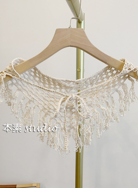 C3702流苏钩花系带三角巾