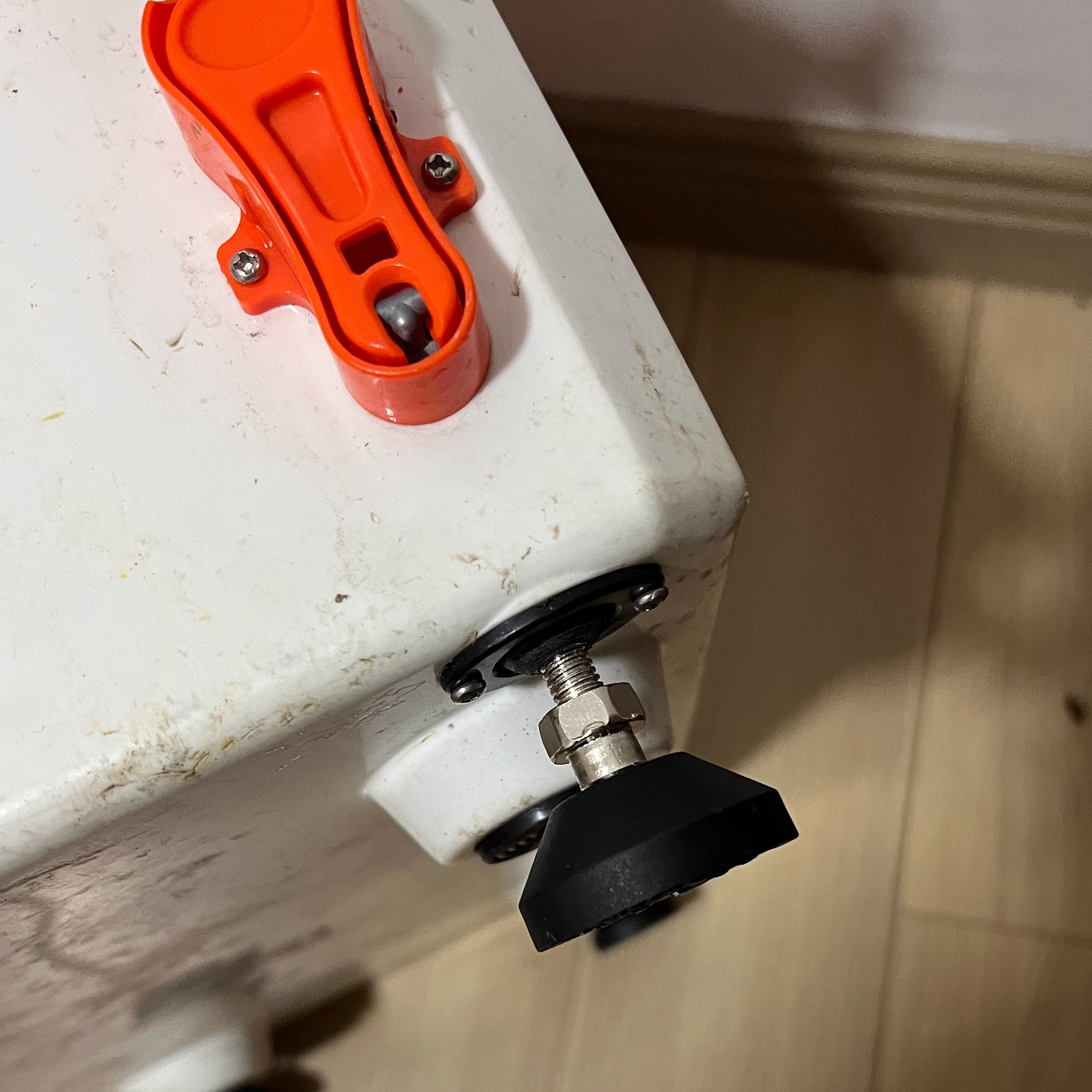 钓箱专用升降脚改装配件通用无级升缩腿加长款不锈钢防摇晃支撑脚