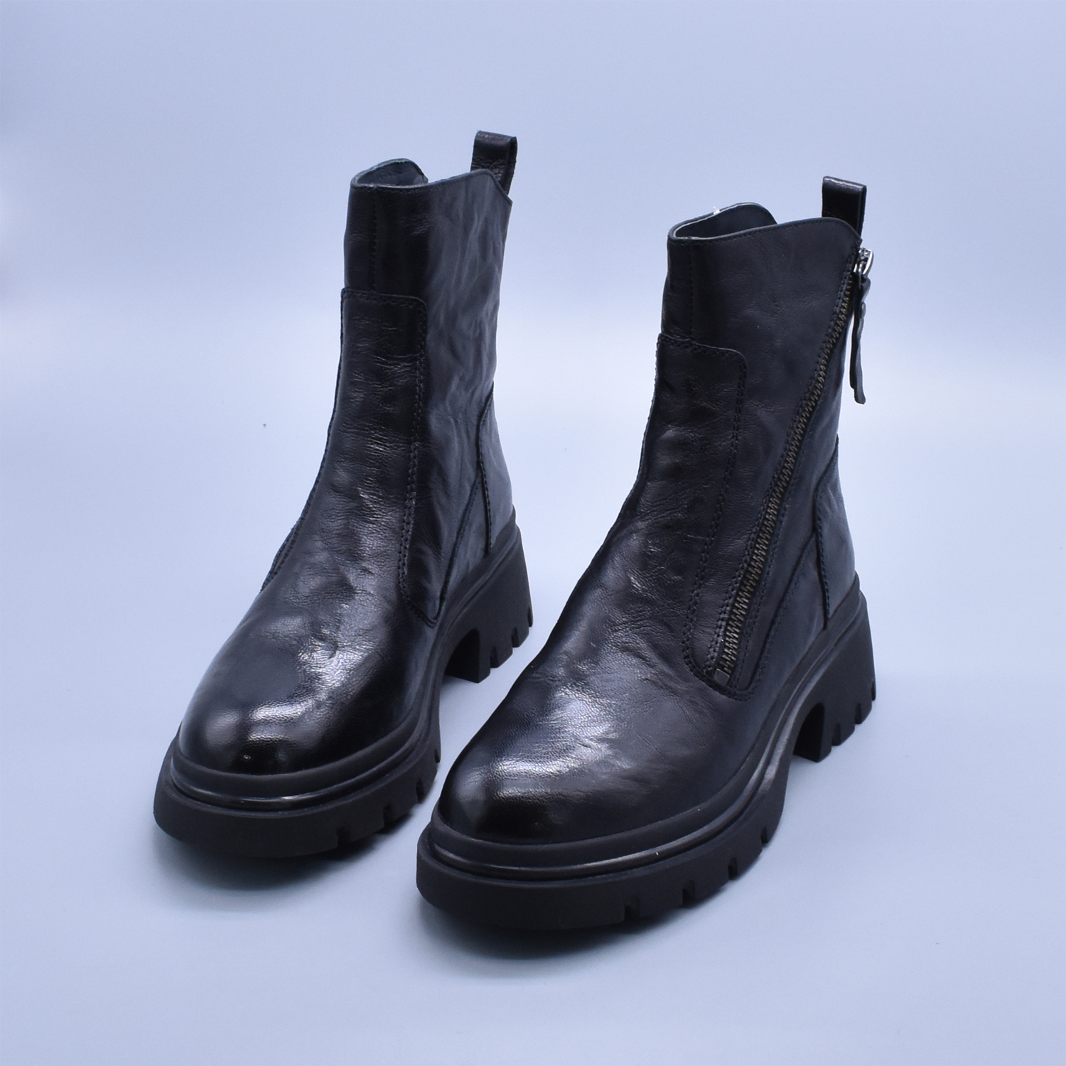 25秋冬新款手抓纹羊皮厚底粗跟马丁靴侧拉链羊毛保暖短靴瘦瘦靴潮