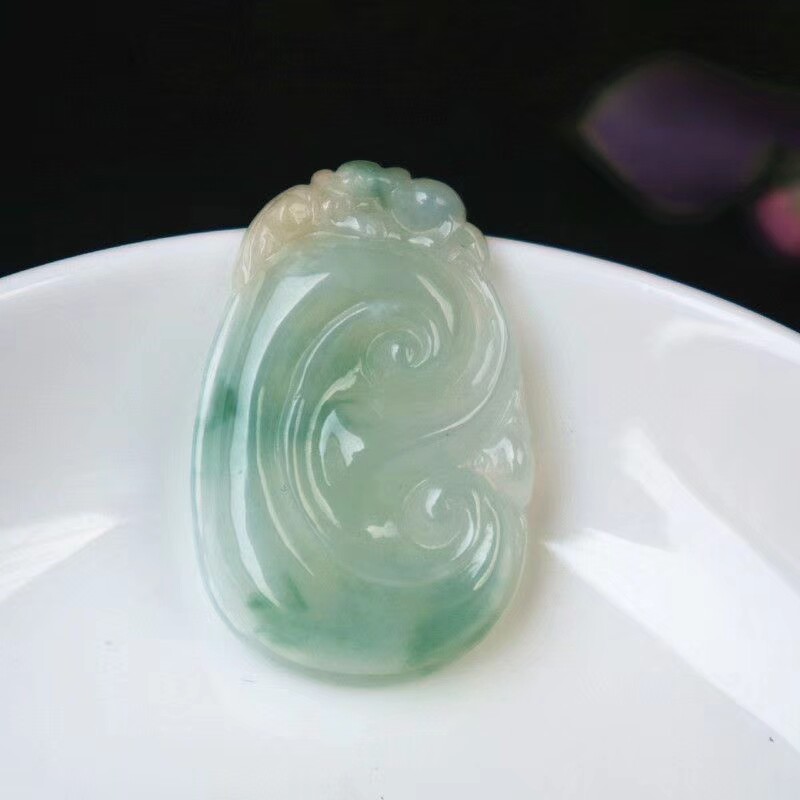 世代好翡翠缅甸翡翠三彩如意