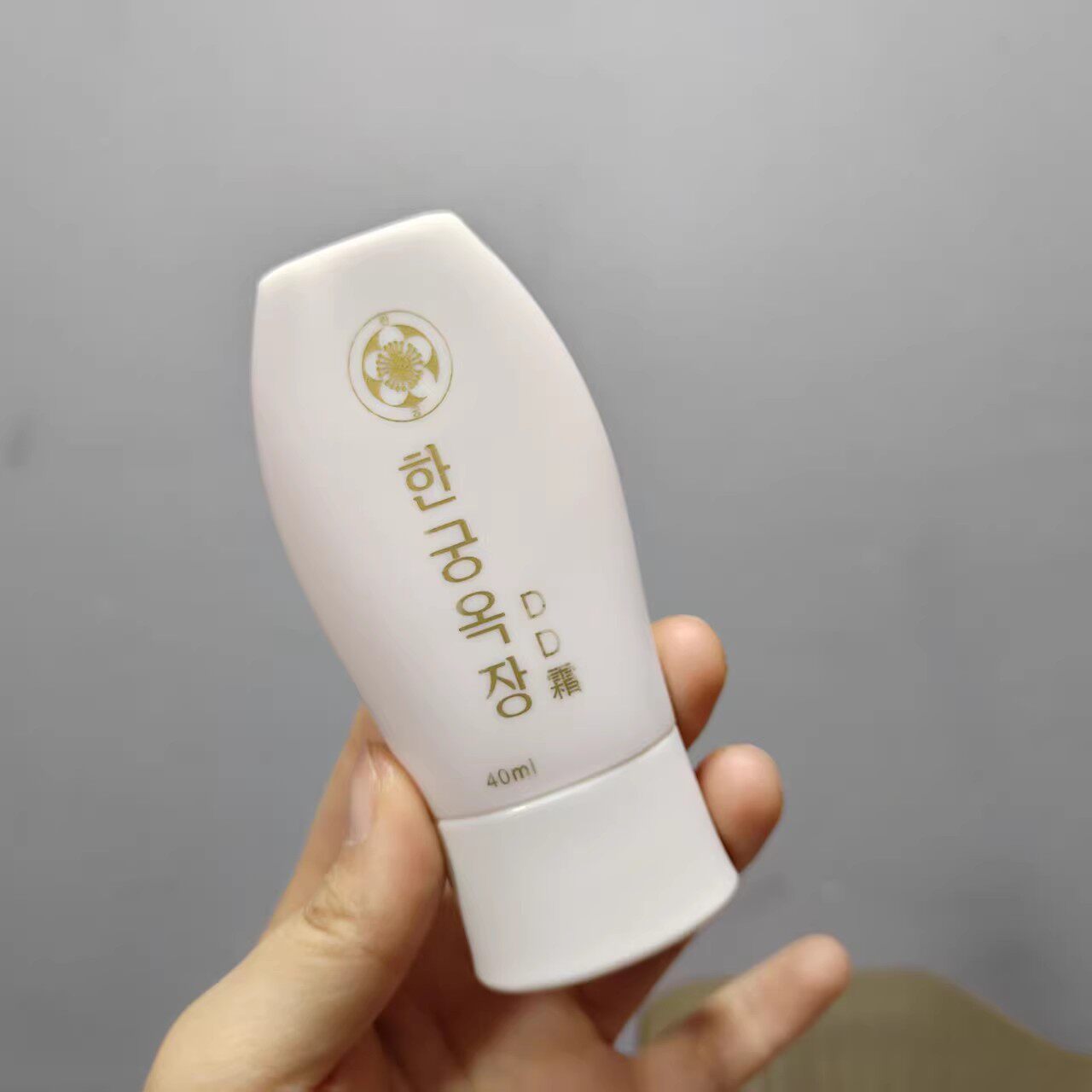 懒人底妆自由！院线蜗牛dd霜40ml遮瑕提亮保湿自然裸装素颜霜