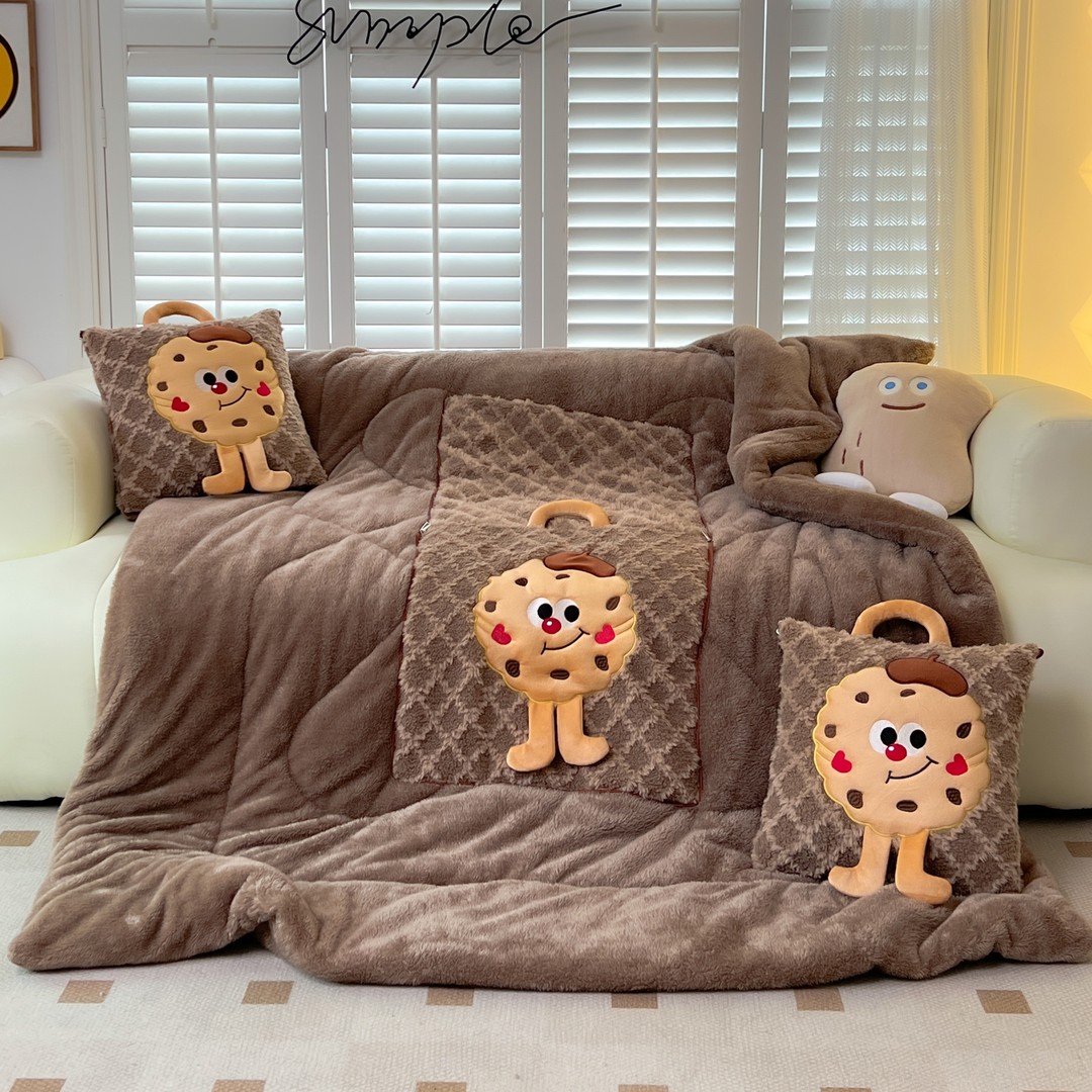 可爱小饼干加厚加绒被多功能二合一靠垫车载加厚抱枕被子两用