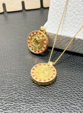 通体纯18K马到成功圆吊坠au750彩金镶嵌白贝母莫桑钻项链项饰水贝