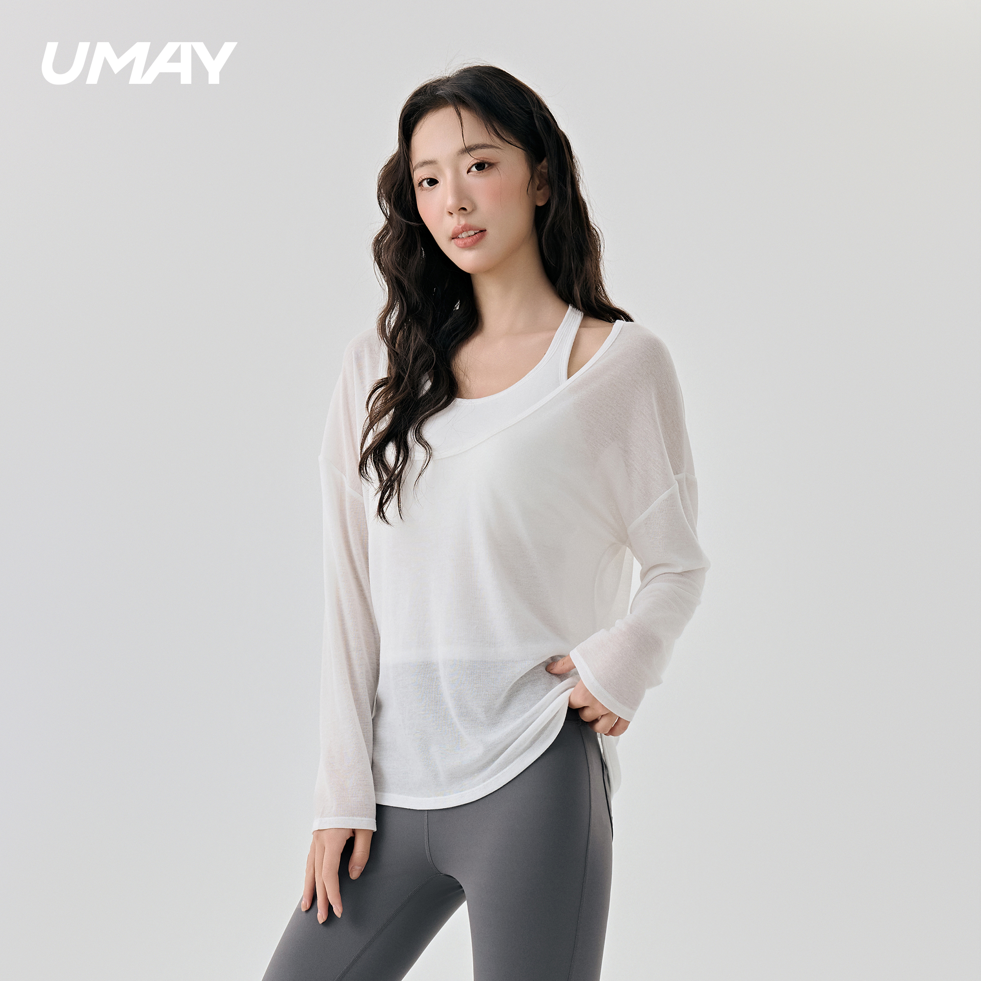 UMAY佑美长袖T恤女新款修身设计微透网纱罩衫U型运动背心上衣套