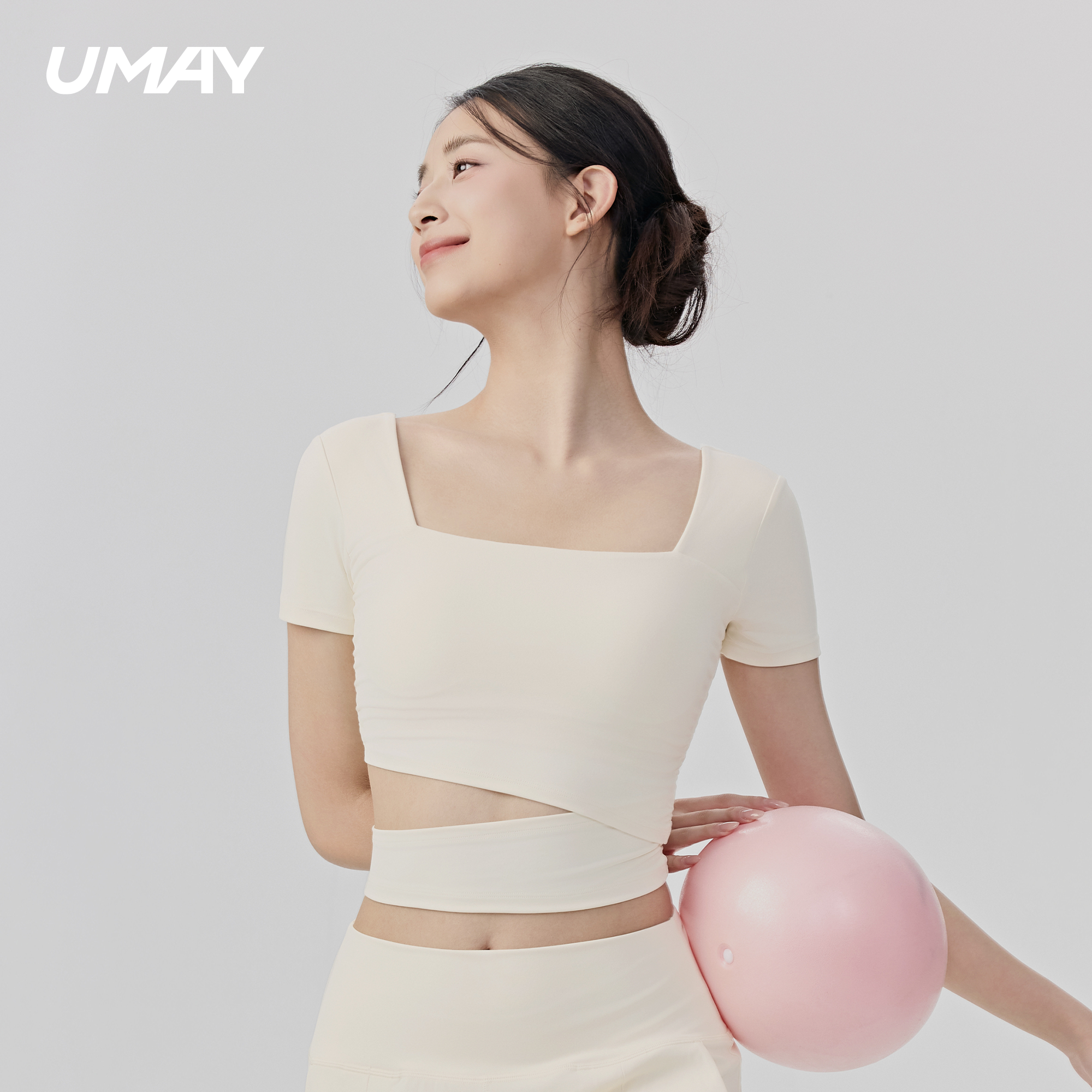 UMAY运动内衣女士新款修身显瘦一体杯瑜伽服运动短袖T恤健身上衣