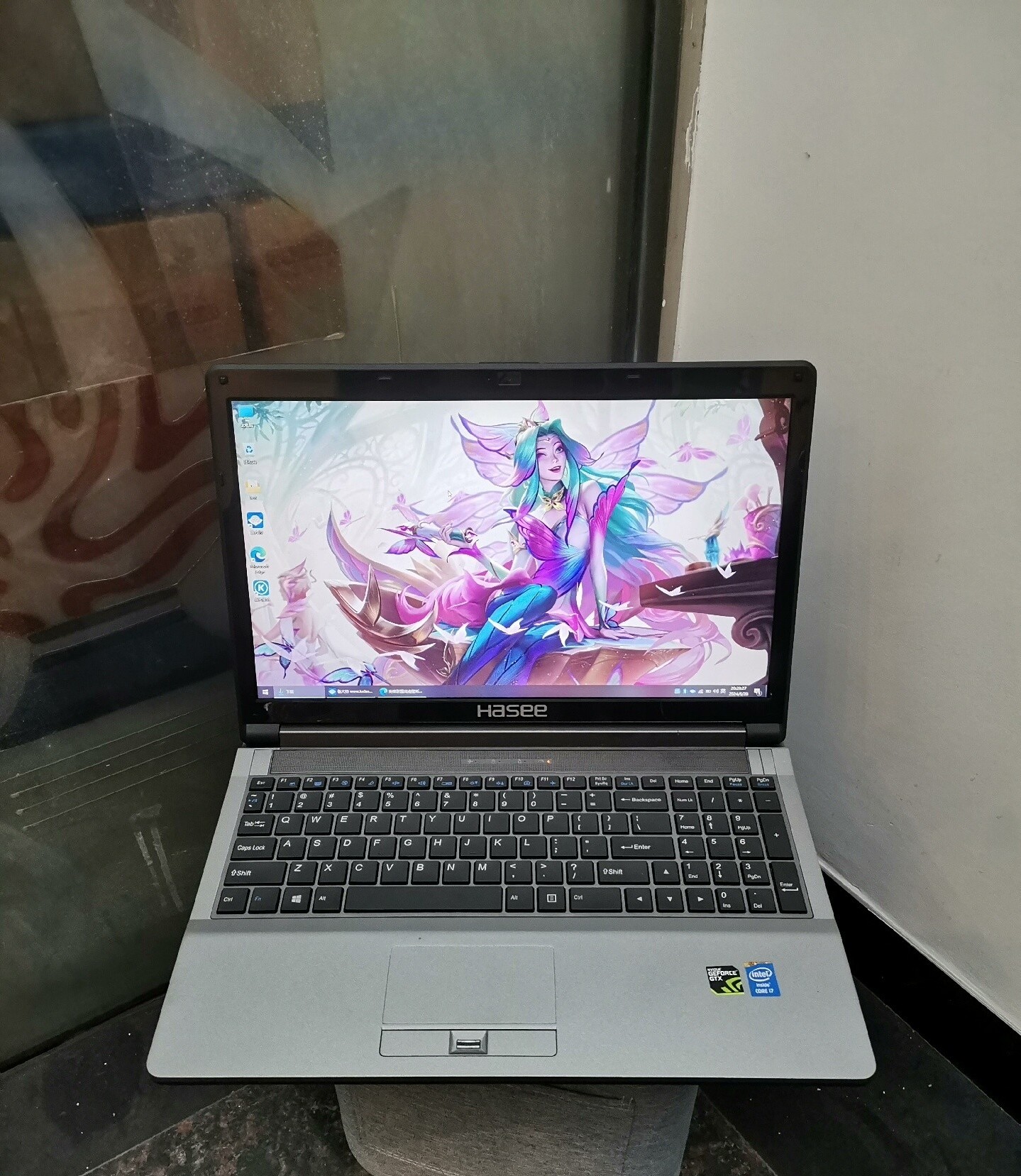 40多万分 高配i7游戏本 笔记本电脑 神舟战神2G独显