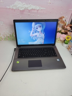 二手机械师游戏本,i5四核搭配2G独立显卡,17.2英寸巨幕大屏,