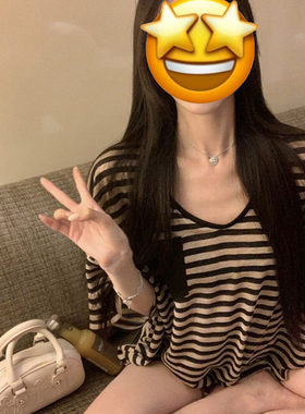 慵懒风黑白条纹短袖T恤