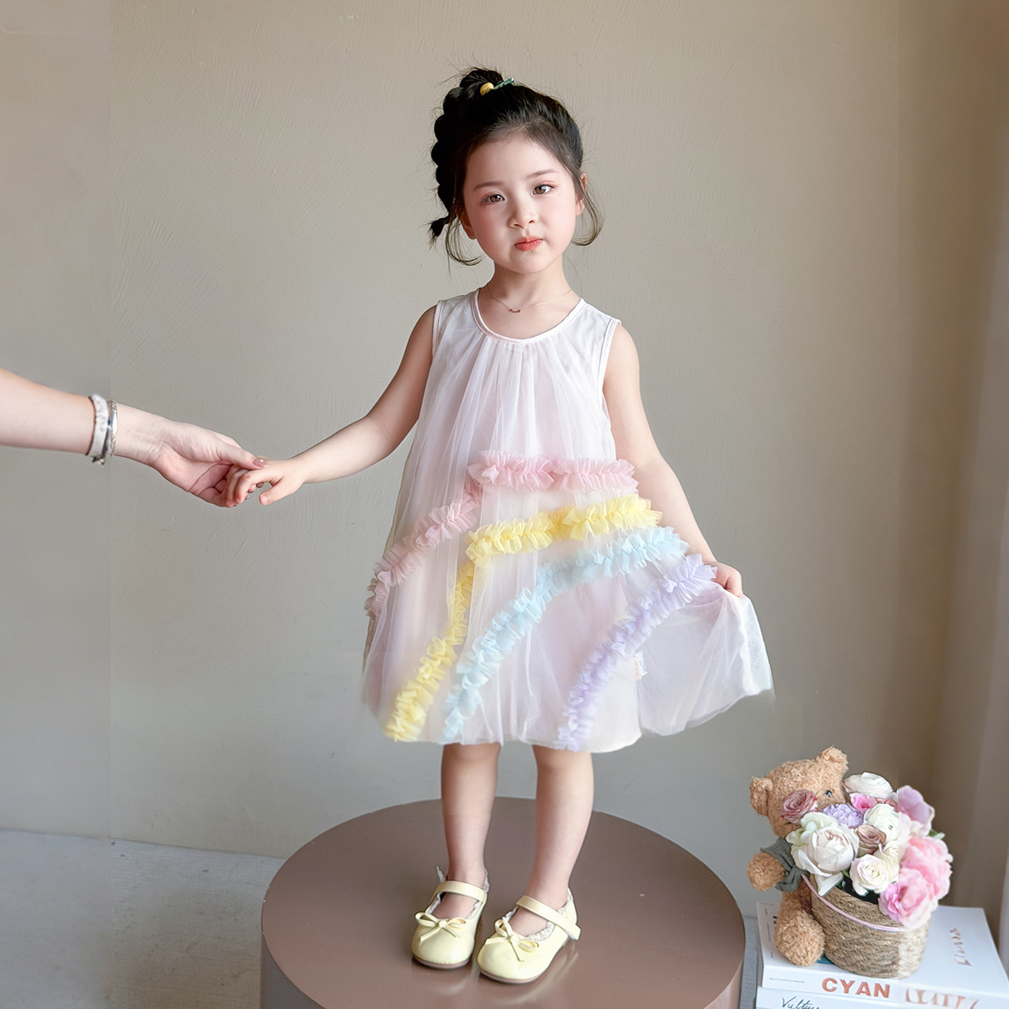 女童夏季连衣裙2026新款洋气宝宝夏装小女孩宝宝夏天彩色公主纱裙